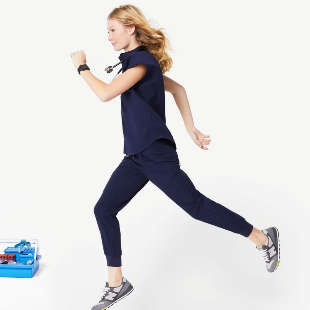Figs Zamora Jogger Scrub Pant. Navy. Medium